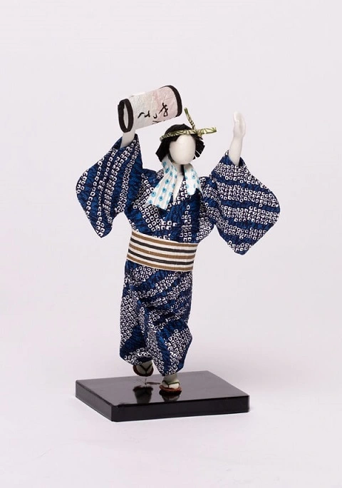 Yassa舞紙偶