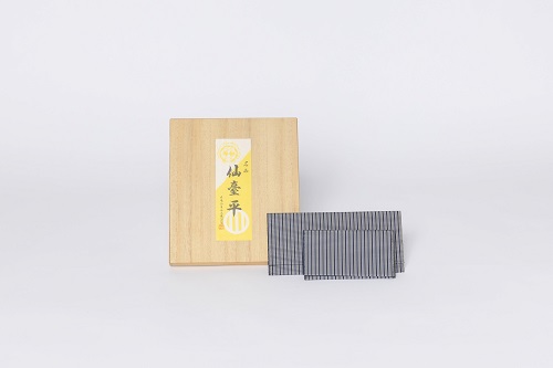 仙台平鈔票、名片夾